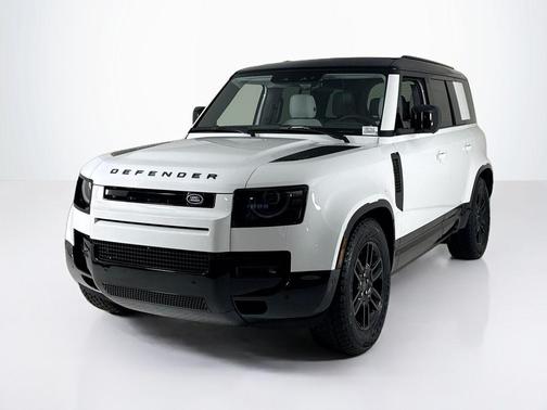 2026 Land Rover Defender 110 X-Dynamic SE