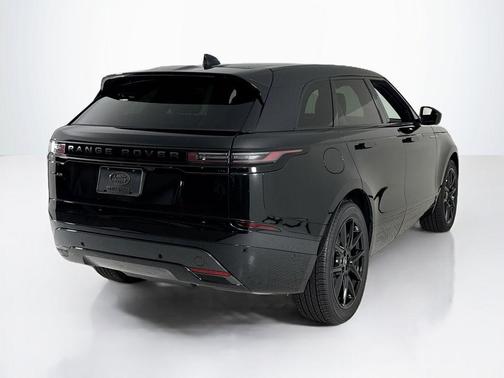 2026 Land Rover Range Rover Velar P250 Dynamic SE