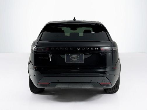 2026 Land Rover Range Rover Velar P250 Dynamic SE