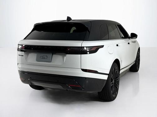 2026 Land Rover Range Rover Velar P250 Dynamic SE