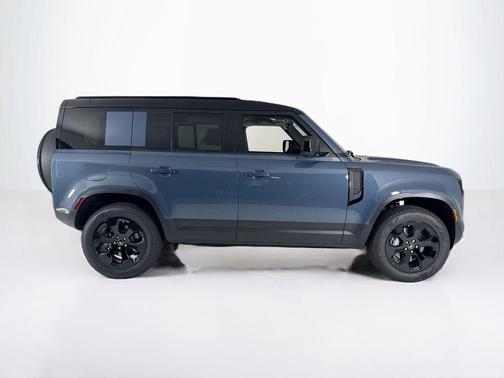2025 Land Rover Defender P300