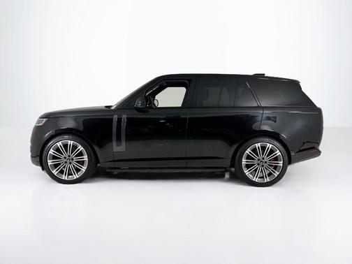 2025 Land Rover Range Rover P530 SE
