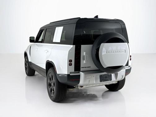 2025 Land Rover Defender P300
