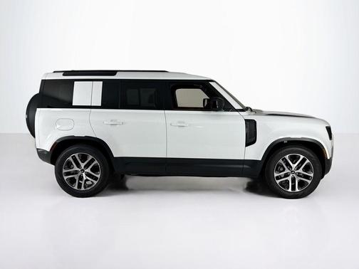 2025 Land Rover Defender P300