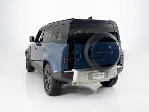 2025 Land Rover Defender P300