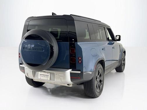 2025 Land Rover Defender P300