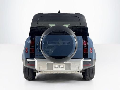 2025 Land Rover Defender P300