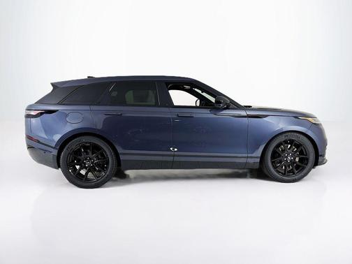 2026 Land Rover Range Rover Velar P250 Dynamic SE