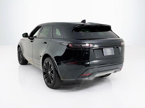 2026 Land Rover Range Rover Velar P400 Dynamic SE