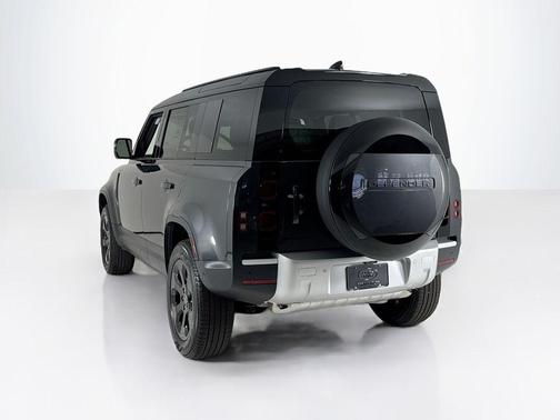 2025 Land Rover Defender P300
