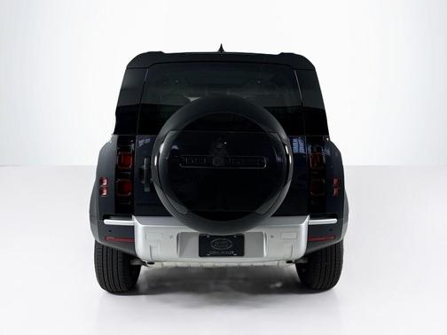 2025 Land Rover Defender P300
