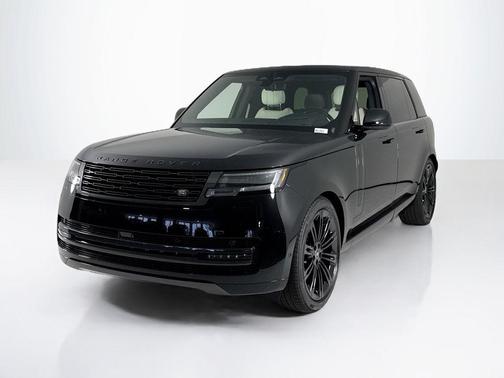 2025 Land Rover Range Rover P400 SE 7 Seat