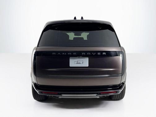 Tourmaline Brown In Satin Finish 2026 Land Rover Range Rover AUTOBIOGRAPHY