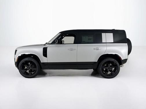 Borasco Grey 2026 Land Rover Defender P500 X-Dynamic SE