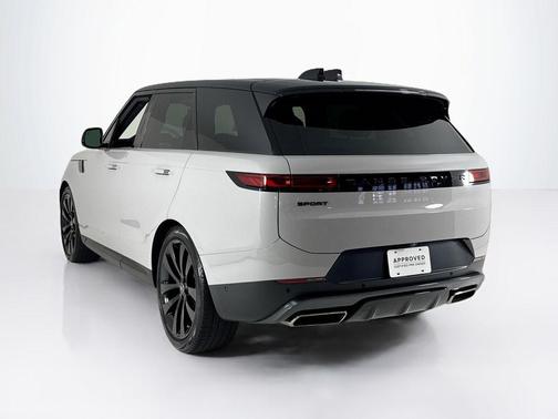 2024 Land Rover Range Rover Sport SE