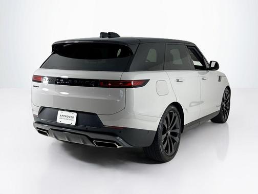 2024 Land Rover Range Rover Sport SE