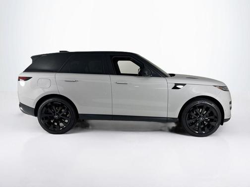 2025 Land Rover Range Rover Sport P360 SE