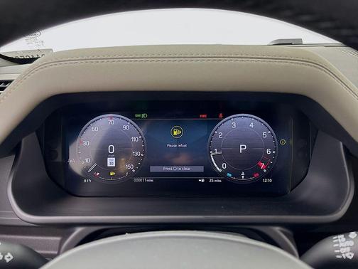 2025 Land Rover Defender P400 X-Dynamic SE