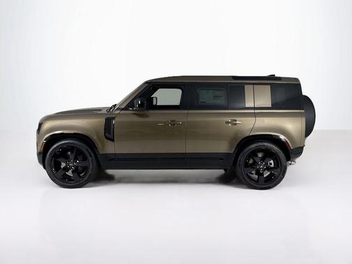 2025 Land Rover Defender P500 X-Dynamic SE