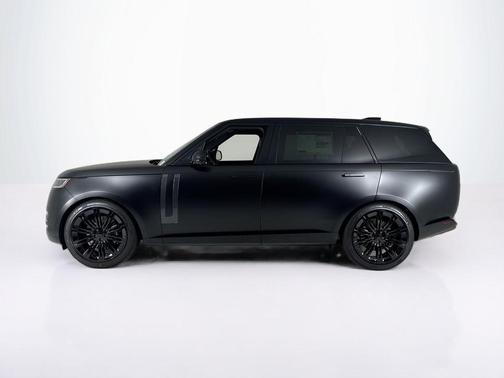 2026 Land Rover Range Rover SE