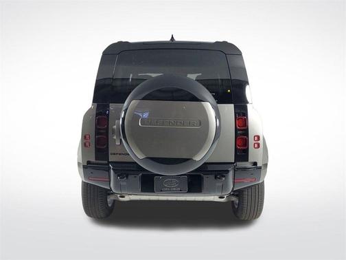 2025 Land Rover Defender P400 X-Dynamic SE