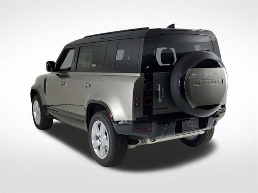 2025 Land Rover Defender P400 X-Dynamic SE