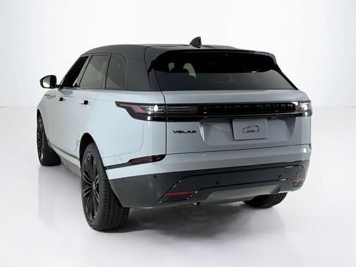 2026 Land Rover Range Rover Velar P250 Dynamic SE