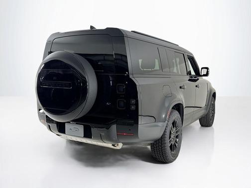 2026 Land Rover Defender P300 S