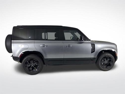 2024 Land Rover Defender P400 X-Dynamic SE