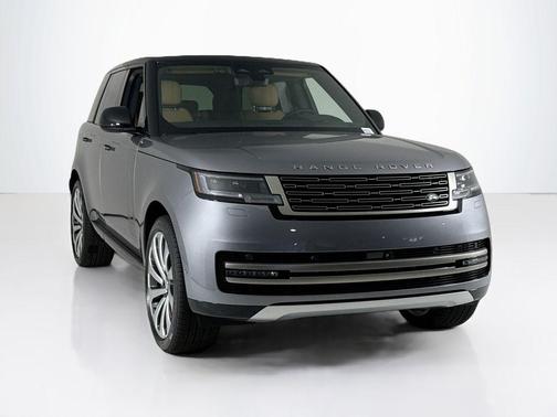 2025 Land Rover Range Rover P530 SE