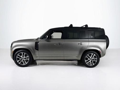 2022 Land Rover Defender 110 XS Edition