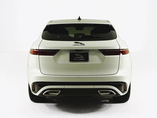 2025 Jaguar F-PACE P400 R-Dynamic S
