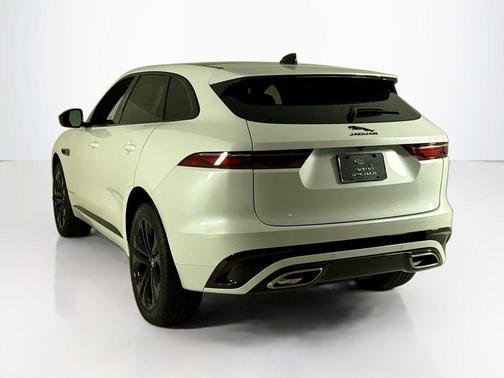 2025 Jaguar F-PACE P400 R-Dynamic S