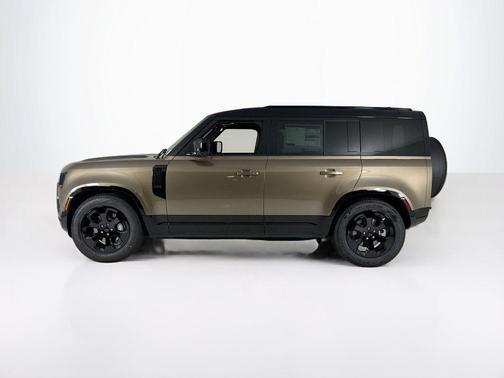 2026 Land Rover Defender 110 X-Dynamic SE