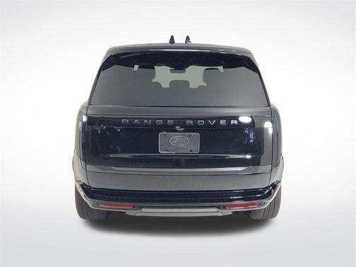 2025 Land Rover Range Rover P550e SE