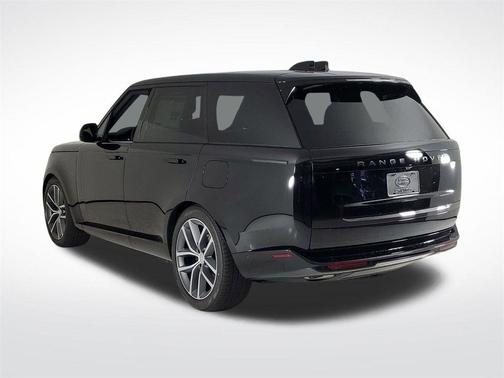 2025 Land Rover Range Rover P550e SE