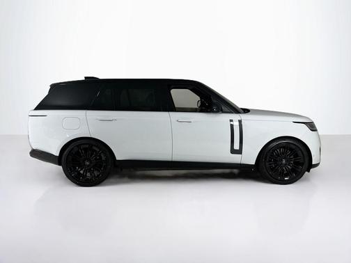 2025 Land Rover Range Rover P530 SE 7 Seat