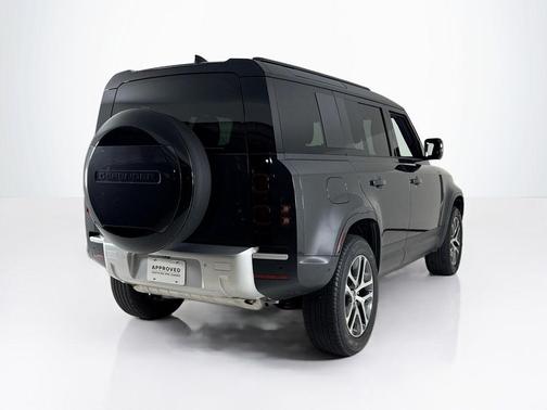 2025 Land Rover Defender P300