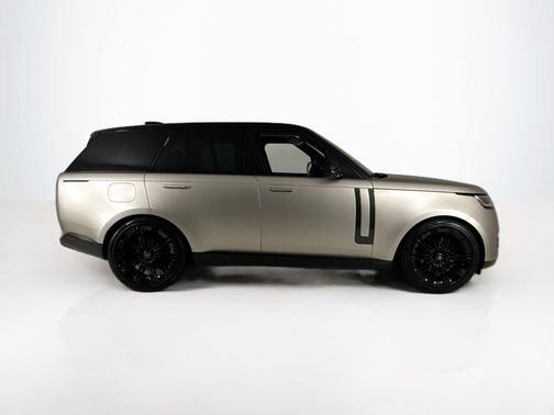 2023 Land Rover Range Rover P530 SE
