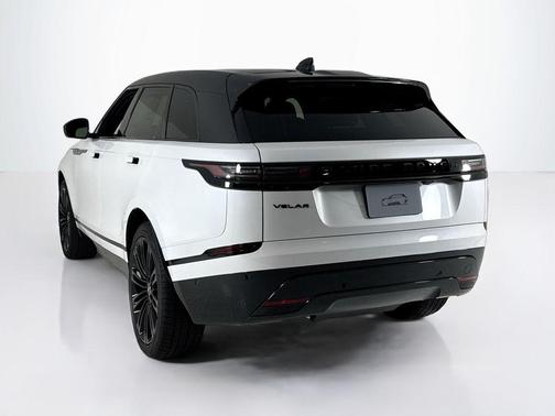 2026 Land Rover Range Rover Velar P250 Dynamic SE