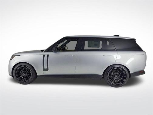 2025 Land Rover Range Rover P400 SE 7 Seat