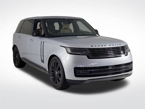 2025 Land Rover Range Rover P400 SE 7 Seat