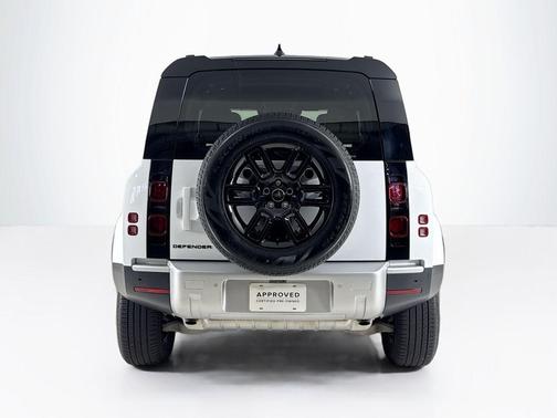 2025 Land Rover Defender P400 S