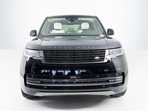 2025 Land Rover Range Rover P530 SE 7 Seat