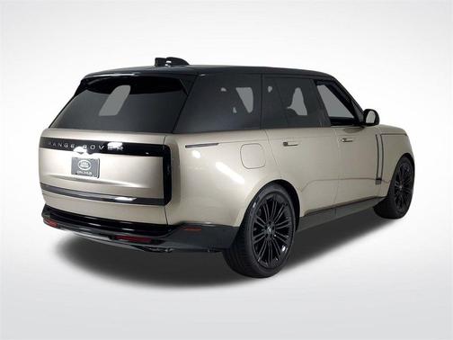 2025 Land Rover Range Rover P530 SE