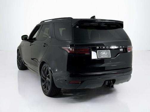 2023 Land Rover Discovery P300 S R-Dynamic