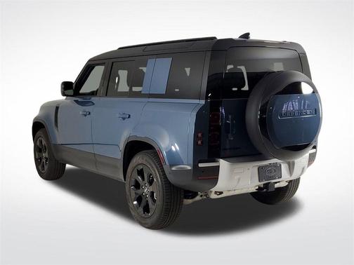 2025 Land Rover Defender P400 S