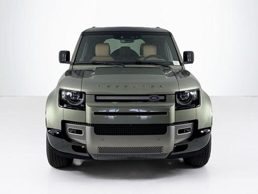 2025 Land Rover Defender P400 X-Dynamic SE