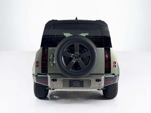 2025 Land Rover Defender P400 X-Dynamic SE