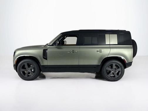 2025 Land Rover Defender P400 X-Dynamic SE
